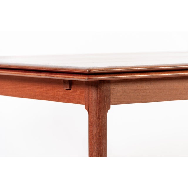 Mid Century Danish Teak Extension Dining Table by Kai Kristiansen (Attr.) For Sale - Image 9 of 13