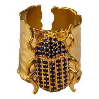 Egyptian Symbol Scarab Beetle Sapphire & Gold Chunky Ring, Size 4 For Sale