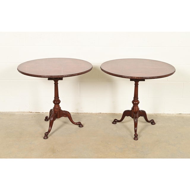 English Smith & Watson Georgian Mahogany and Burl Wood Pedestal Tea Tables, Pair For Sale - Image 3 of 11