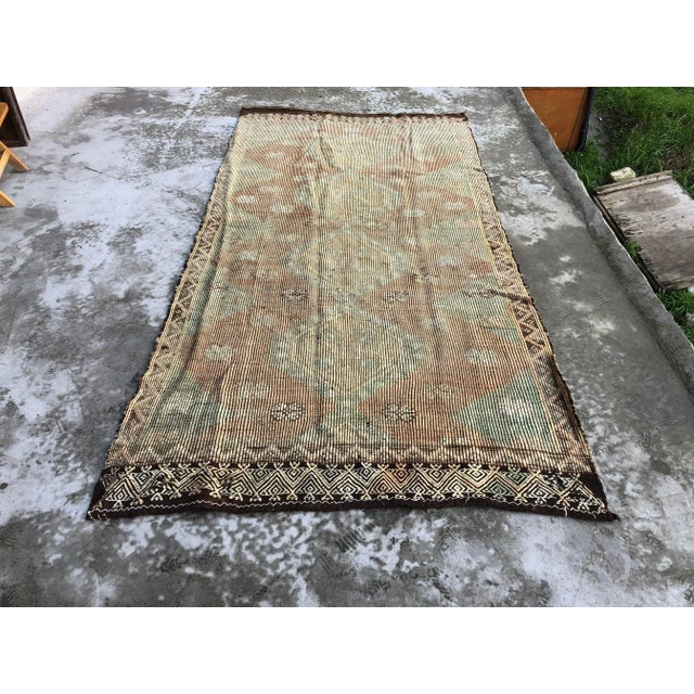 1960s Vintage Handwoven Turkish Tribal Kilim Rug - 5′ × 10′3″ For Sale - Image 9 of 9