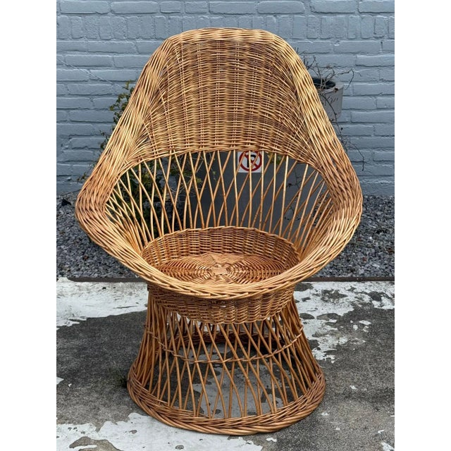 Vintage Wicker Armchair, 1950s, in Very Good conditions. Designed 1950 to 1959