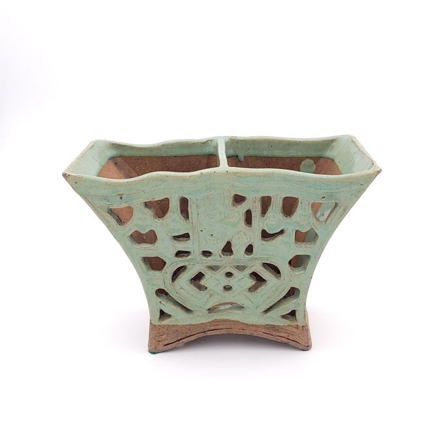 A chopstick holder, China, 19th century.