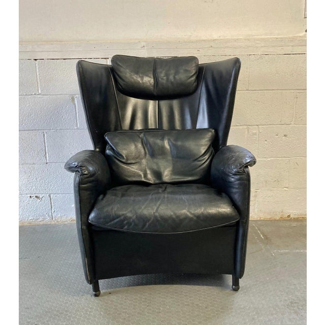 1980s Vintage Postmodern Black Leather Lounge Chair by Franz Schulte | Vintage Modern Leather Chair | Detachable Headrest & Pillow For Sale - Image 5 of 9