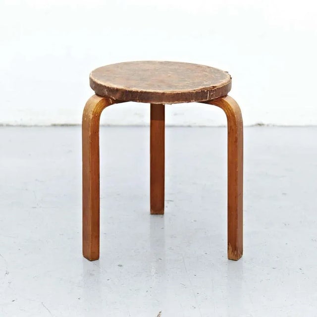 Stool by Alvar Aalto for Artek, 1960 For Sale - Image 3 of 10