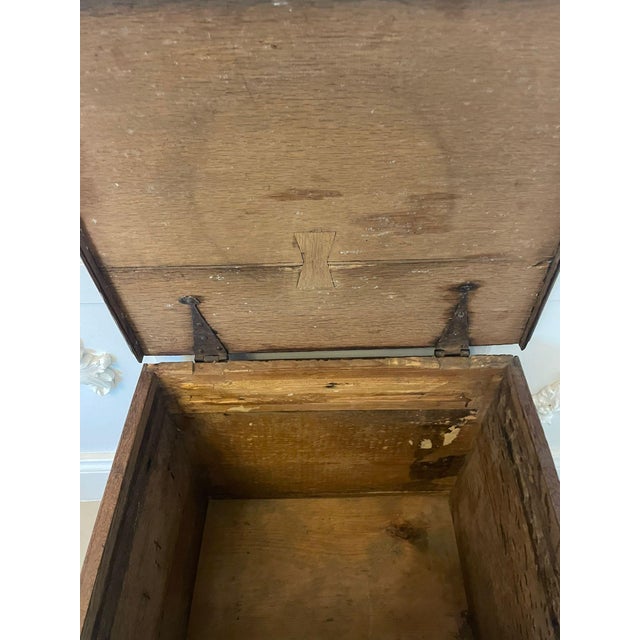 Wood Antique Queen Anne Oak Chest of Drawers, 1710 For Sale - Image 7 of 10