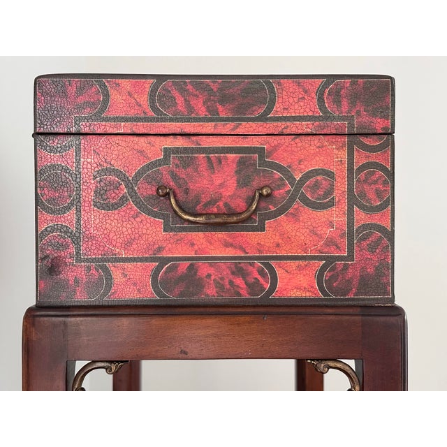 2000 - 2009 Maitland-Smith Georgian Style Decoupaged Mahogany Cellarette Box on Stand For Sale - Image 5 of 11