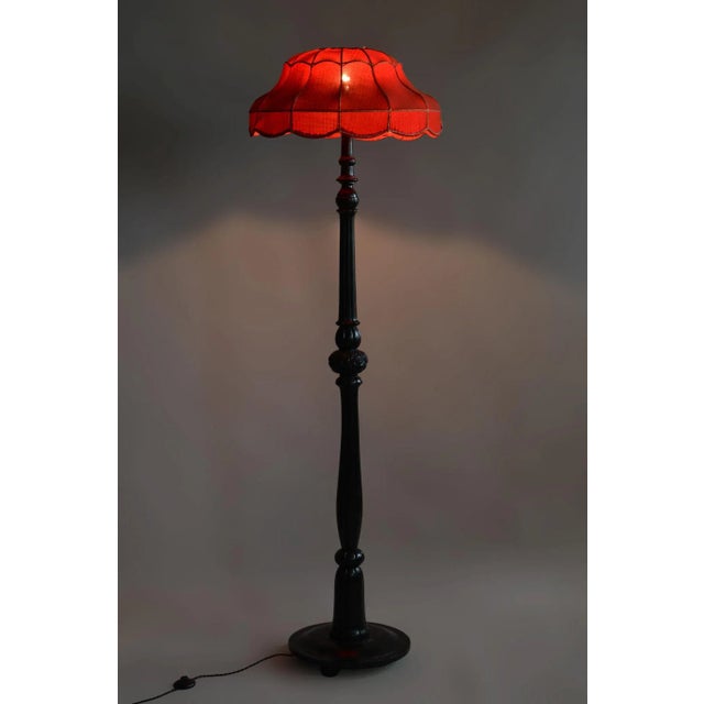 Art Deco Floor Lamp in Beech, 1920s For Sale - Image 10 of 11