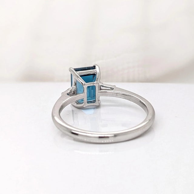 2.3ct London Blue Topaz Ring with Earth Mined Diamonds in Solid 14K Gold EM 8x6mm For Sale - Image 4 of 7