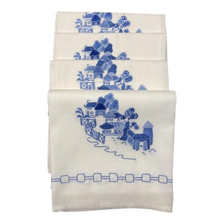 Chinoiserie Embroidered Linen Napkins - Set of 4 For Sale