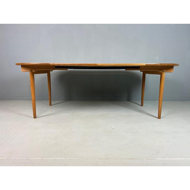 Brown PP70 Round Extendable Dining Table attributed to Hans J. Wegner for Andreas Tuck, Denmark, 1970s For Sale - Image 8 of 10