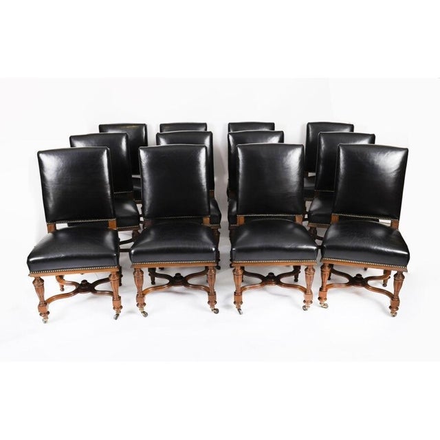 Antique Queen Anne Revival Burr Walnut Dining Table and Chairs, 19th Century, Set of 11 For Sale - Image 15 of 18