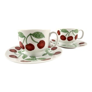 1970s Richard Ginori Cherry Teacups & Saucers Italy - Set of 2 For Sale