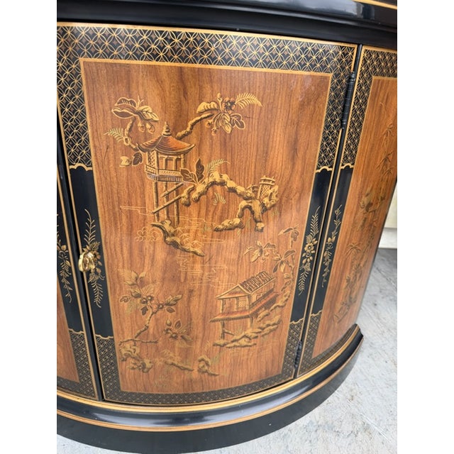 Chinoiserie 1980s Drexel 'Et Cetera' Chinoiserie Decorated Corner Display Cabinet For Sale - Image 3 of 17