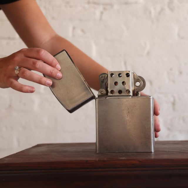 1960s 1960s Belgian Tin XL Lighter For Sale - Image 5 of 5