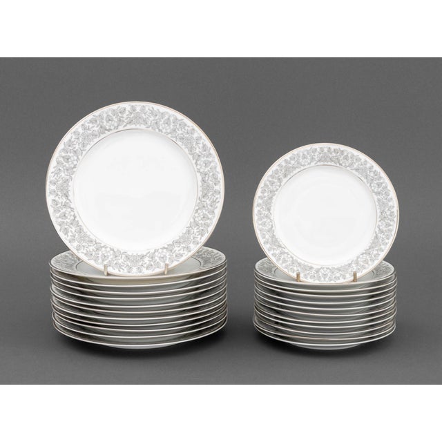 Rosenthal "Venetian" Partial Dinner Service Set For Sale In New York - Image 6 of 18