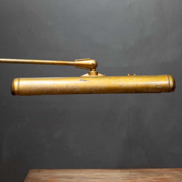 Art Deco Flexo Industrial Floating Arm Task Lamp c.1943 For Sale In San Francisco - Image 6 of 9
