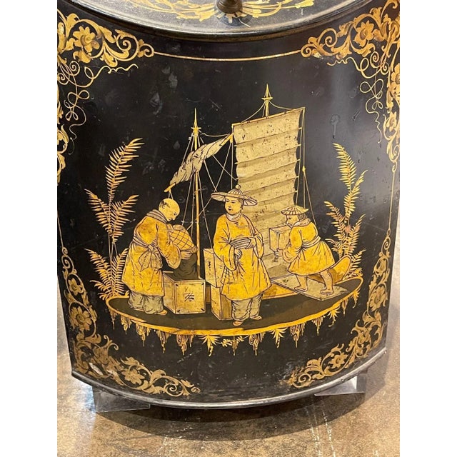 Vintage English Painted Tole Tea Can Side Tables With Chinoiserie Design - Set of 2 For Sale - Image 4 of 9