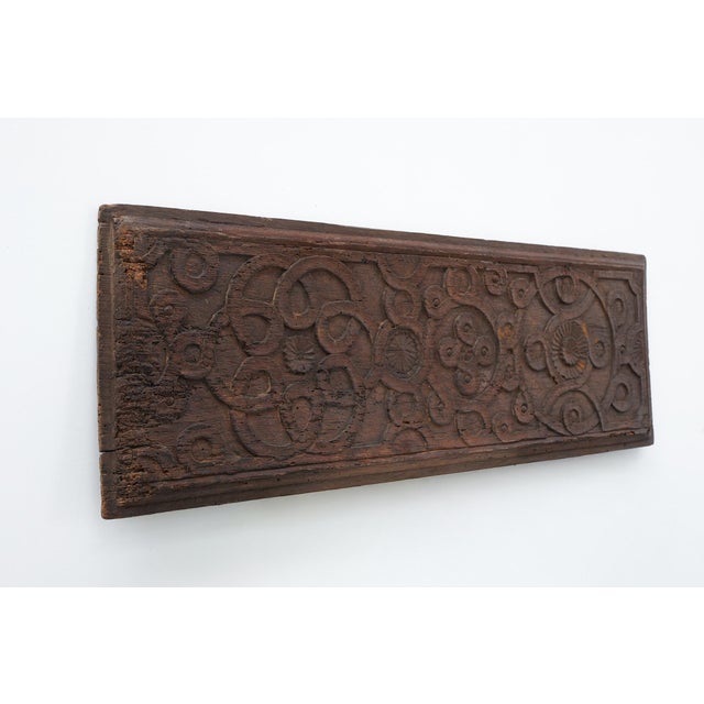Brown Large 16th Century French Gothic Oak Panel with Interlaced Geometric Carving For Sale - Image 8 of 12