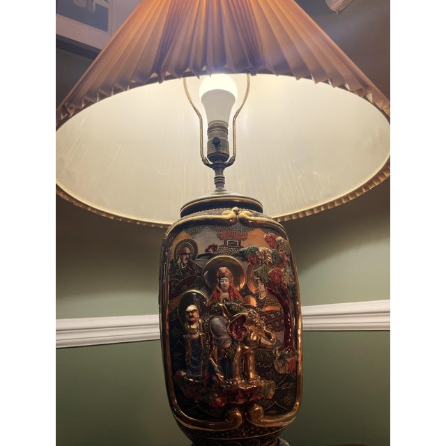Vintage 31" Japanese Satsuma Moriage Table Lamp With Pleated Shade For Sale - Image 13 of 18