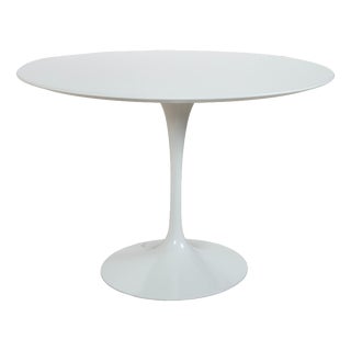 Tulip Wood Dining Table in White by Eero Saarinen for Knoll Inc For Sale