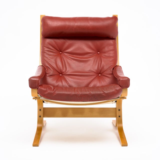 Ingmar Relling Pair of Ingmar Relling Leather “Siesta” Lounge Chairs, Red Leather For Sale - Image 4 of 9