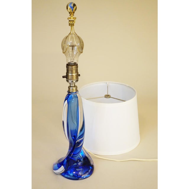 1960s Mid Century Modern Val St Lambert Signed Belgium Marine Swirl Solid Blown Art Glass Table Lamp Murano For Sale - Image 10 of 11