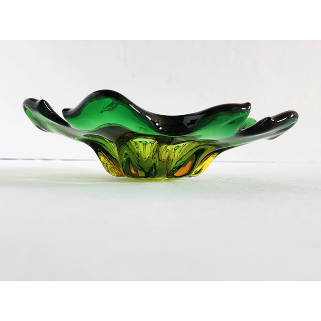 1950s Mid Century Murano Green & Amber Glass Bowl For Sale - Image 5 of 9