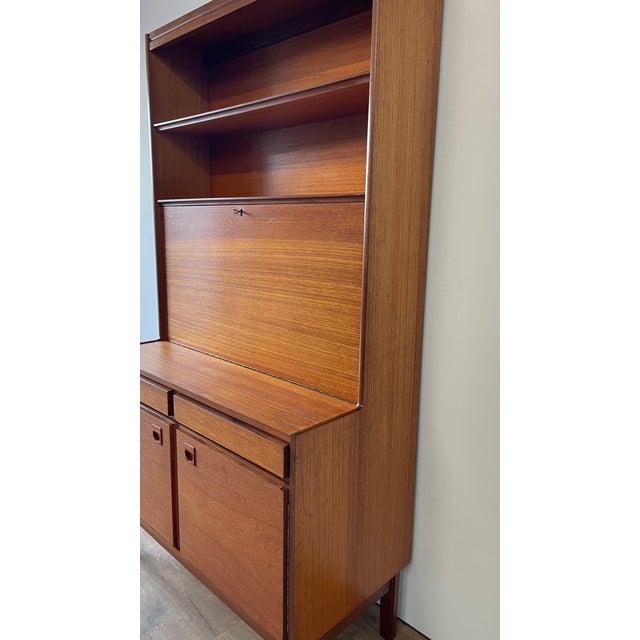 Mid-Century Modern Scandinavian-Style Teak Bookcase from Vanson, 1960s For Sale - Image 14 of 16