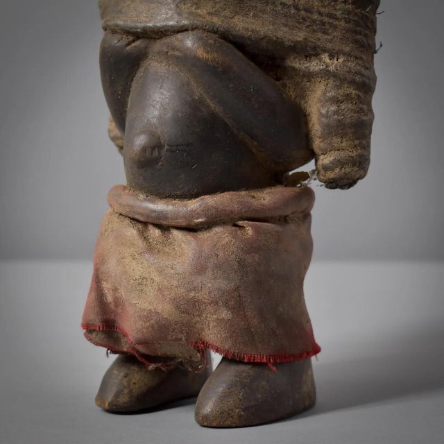 Early 20th Century Yaka Miniature Fetish With Feathers Figure For Sale In Denver - Image 6 of 11