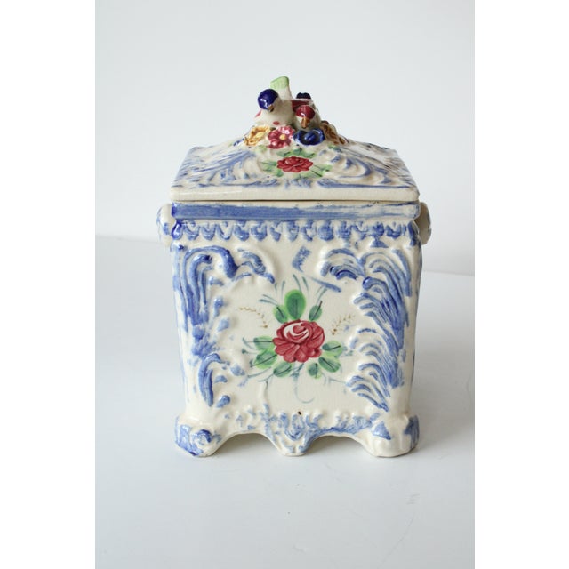 Italian Style Hand Painted Biscuit/Cookie Box For Sale In Los Angeles - Image 6 of 8