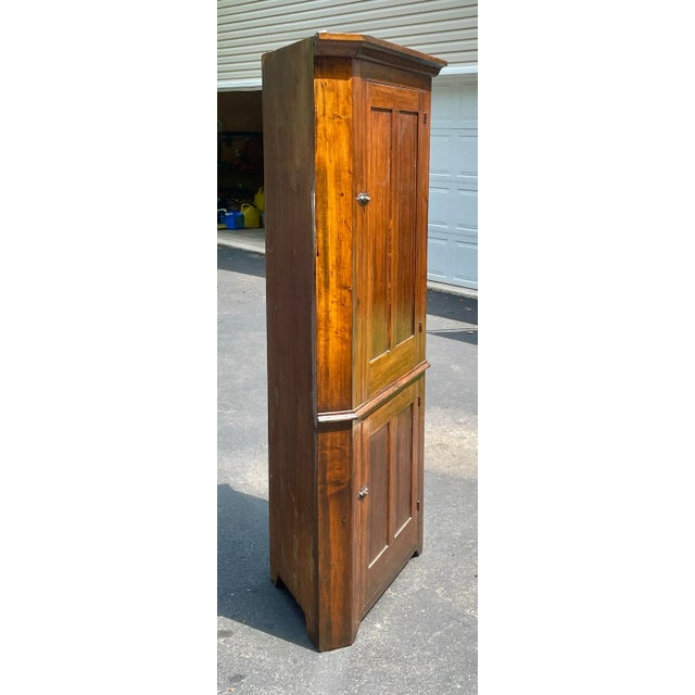 Bring a masterful touch of early American folk history and rich texture into your home with this exceptional antique blind...