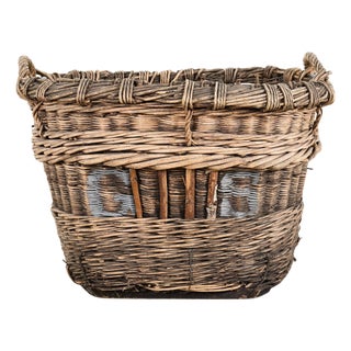 Large Rustic French Provincial Wine Harvest Basket For Sale