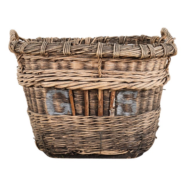 Large Rustic French Provincial Wine Harvest Basket For Sale