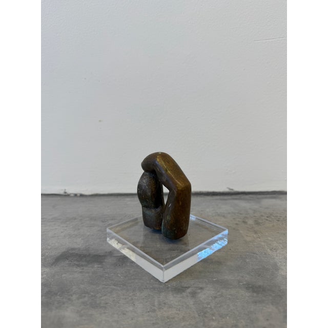 1980s Brazilian Modern Bronze Sculpture of Two Fingers Snapping on Acrylic Base, 1980s For Sale - Image 5 of 10