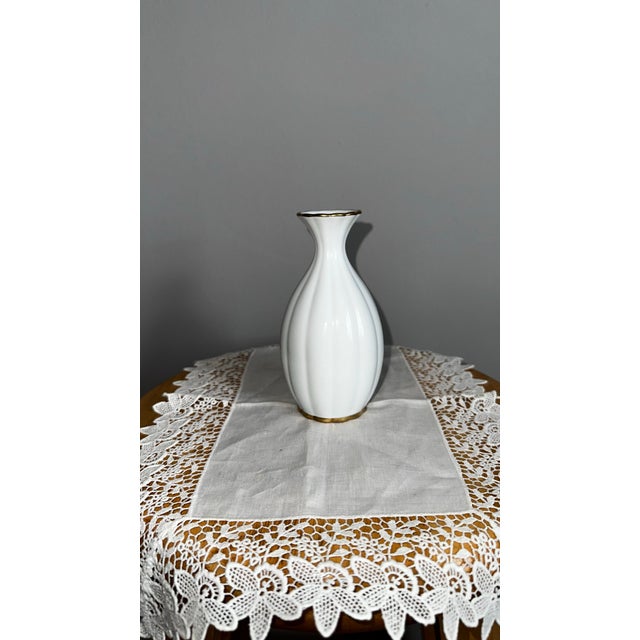 Vintage Christian Dior Art De La Table Vase | White Porcelain Bud Vase With Gold Trim | Dior Home Decor | Made in Japan For Sale In Philadelphia - Image 6 of 10