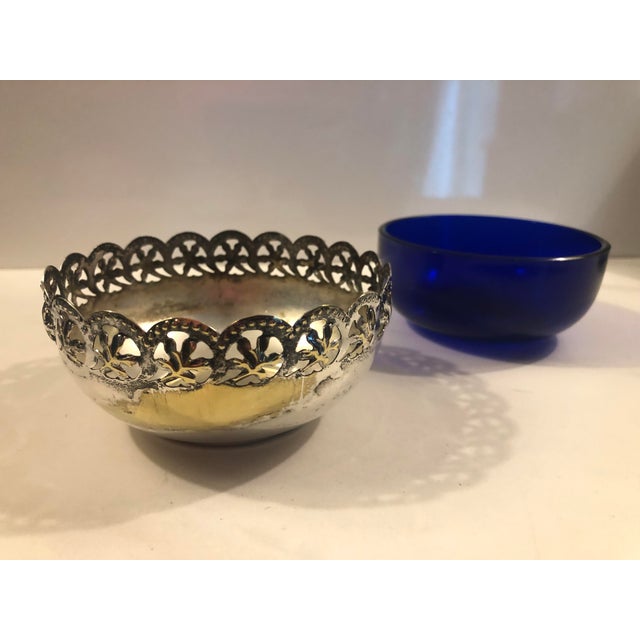 English 1940s English Silver Serving Bowl With Cobalt Glass Insert For Sale - Image 3 of 8