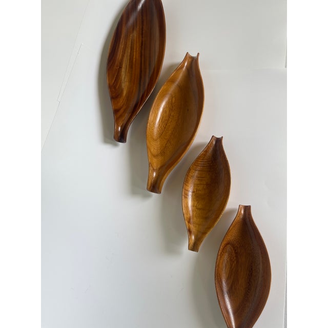 Wood 1960's Hand Carved Sculptural Monkey Pod Wood Serving Tray / Centrepiece Set For Sale - Image 7 of 10