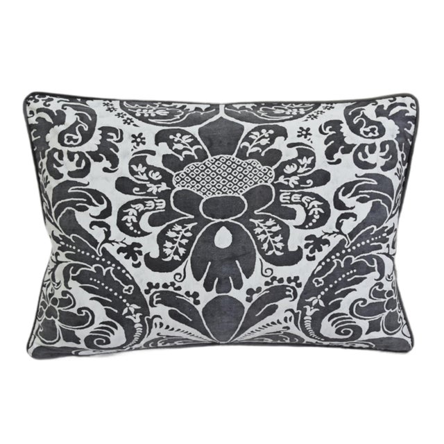 Custom-tailored pillow by Mike Seratt of The Prized Pig in Italian designer Mariano Fortuny's premium cotton fabric called...