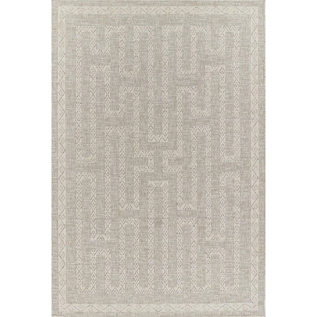 Momeni Contemporary Indoor/Outdoor Hampton Garden Rug in Grey, 5'3" x 7' For Sale