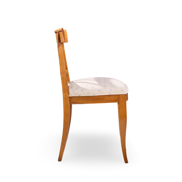 Kindel Furniture French Regency Solid Cherry Wood Dining Side Chairs - Pair For Sale - Image 11 of 12