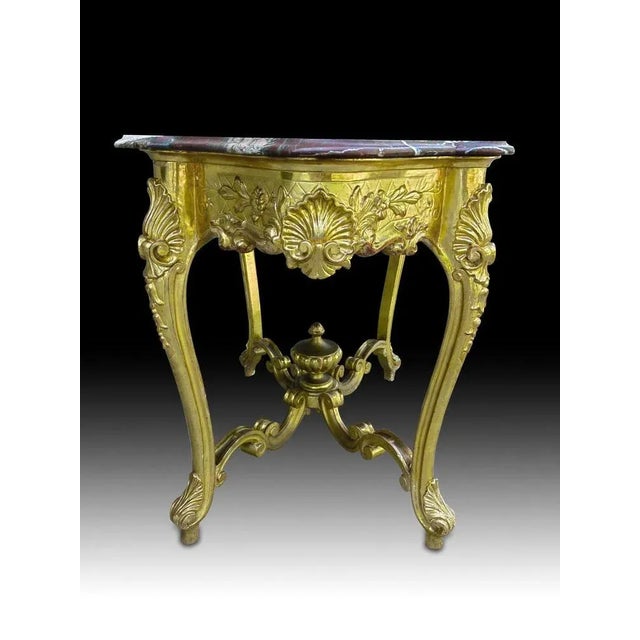 French table XIX century vein marble top the structure is in carved and gilded wood very pretty good condition, measures:...