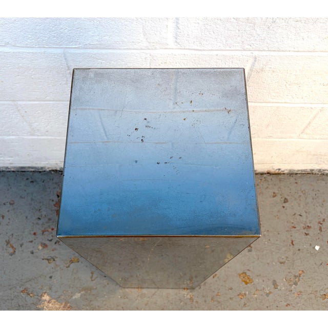Mid-Century Modern Mid-Century Modern Stainless Mirrored Pedestal For Sale - Image 3 of 10