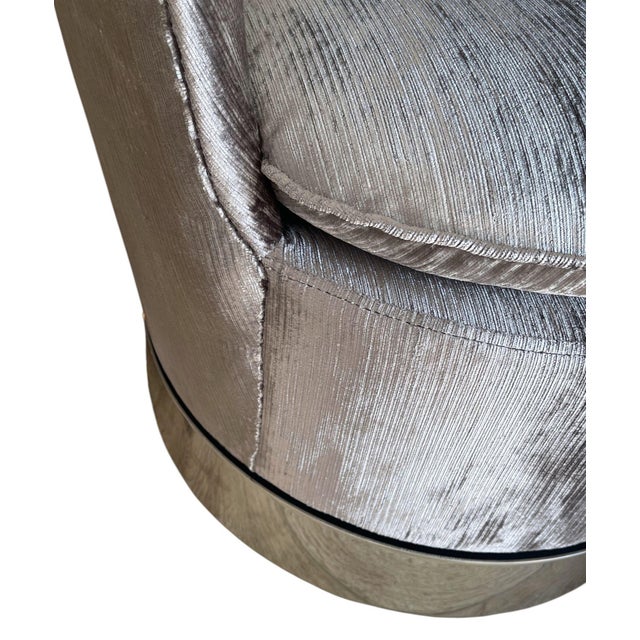 Silver Set of Four J. Robert Scott Swivel Barrel Lounge Chairs. u.s.a. Mid-20th Century For Sale - Image 8 of 9