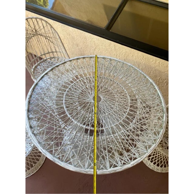 MCM Russell Woodard Spun Fiberglass 5pc Dining Set & Glass chairs measure, 37" high on back, 17" high on seat, 20" depth,...