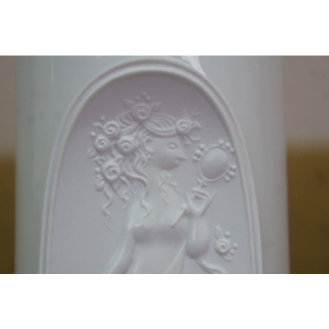 Mid Century German Porcelain Studio Vase by Bjorn Wiinblad for Rosenthal 6.5" For Sale - Image 9 of 14