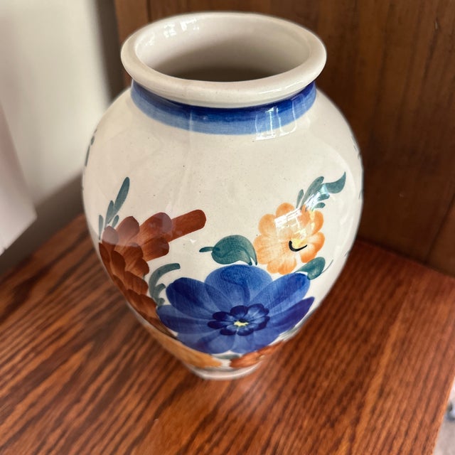 1980s Wloclawek Fajans Poland Hand Painted Pottery Vase For Sale - Image 4 of 10
