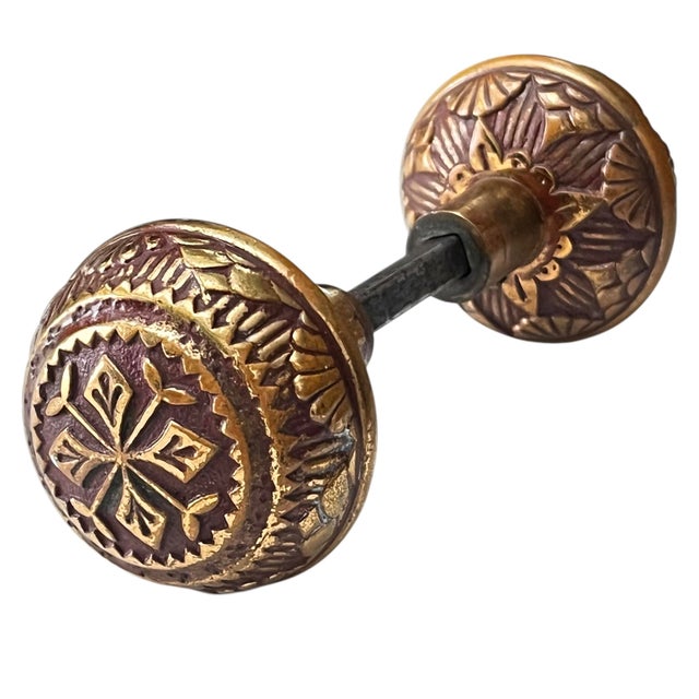 Victorian Antique 1880s American Vernacular Bronze Door Knobs- A Pair For Sale - Image 3 of 9