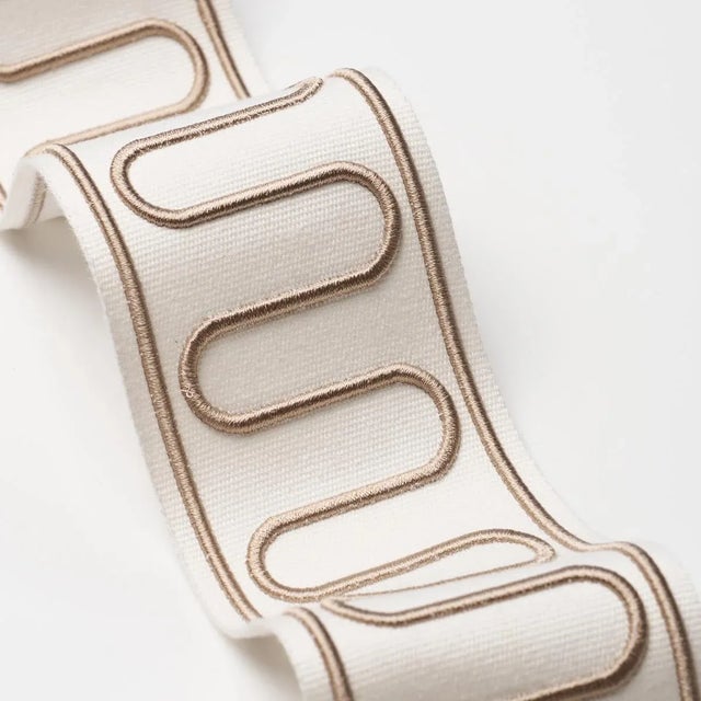 Contemporary SAMPLE - Schumacher X Paloma Contreras Royere Scroll Trim In Ivory For Sale - Image 3 of 4