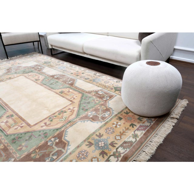 1940s Vintage Turkish Hand-Knotted Area Rug For Sale - Image 4 of 12