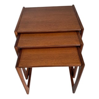 Mid-Century Modern Nesting Tables in Teak from G-Plan, 1960s, Set of 3 For Sale